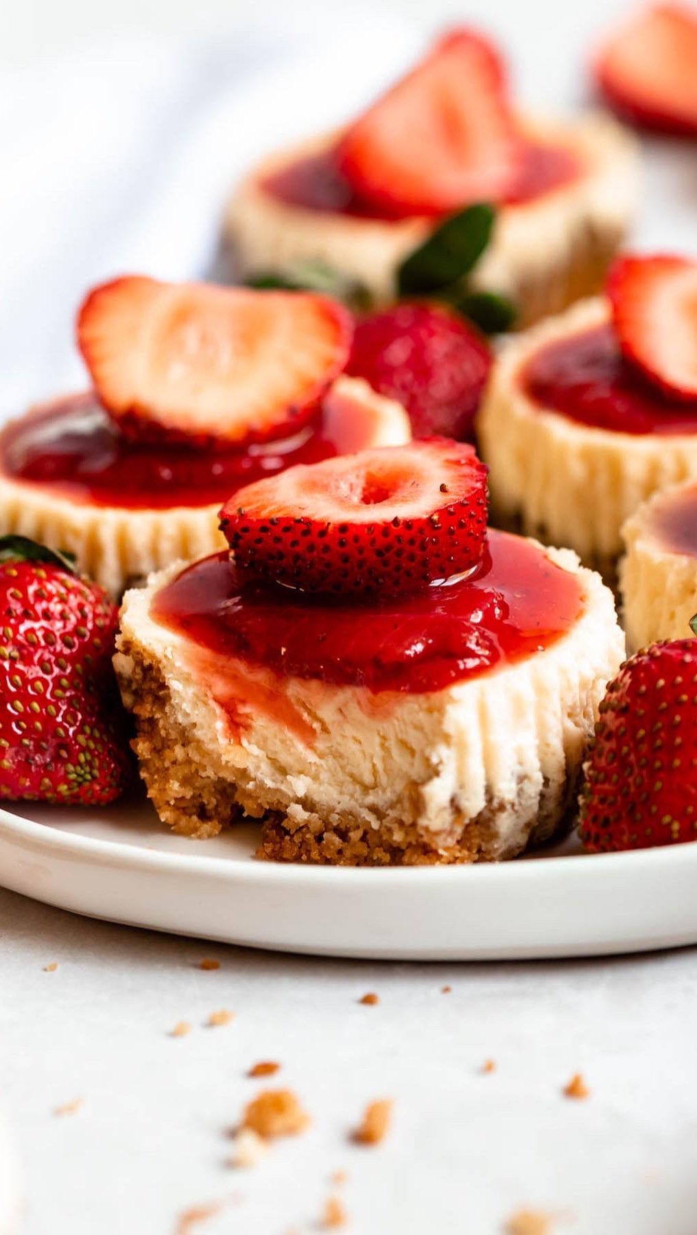 Mini Strawberry Cheesecakes