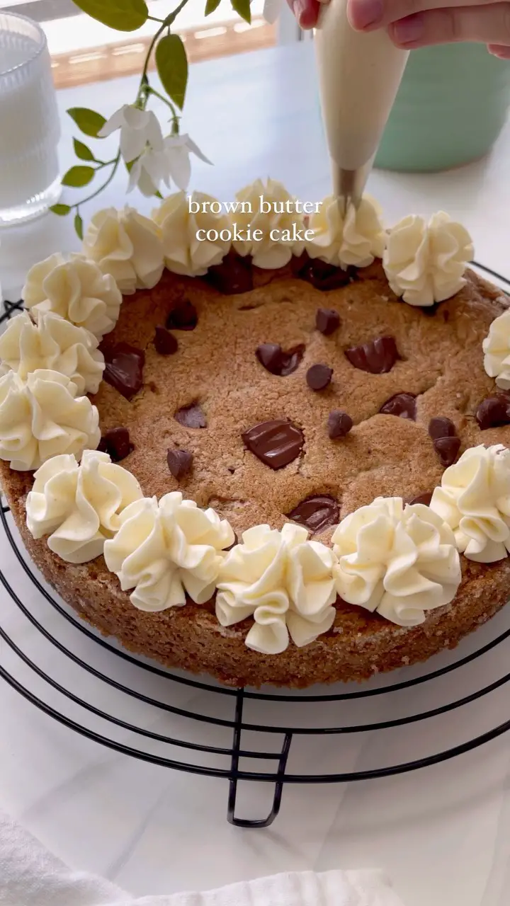 Brown Butter Cookie Cake with Brown Butter Buttercream