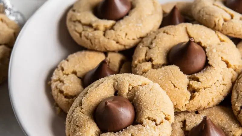 Peanut Butter Blossom Cookies