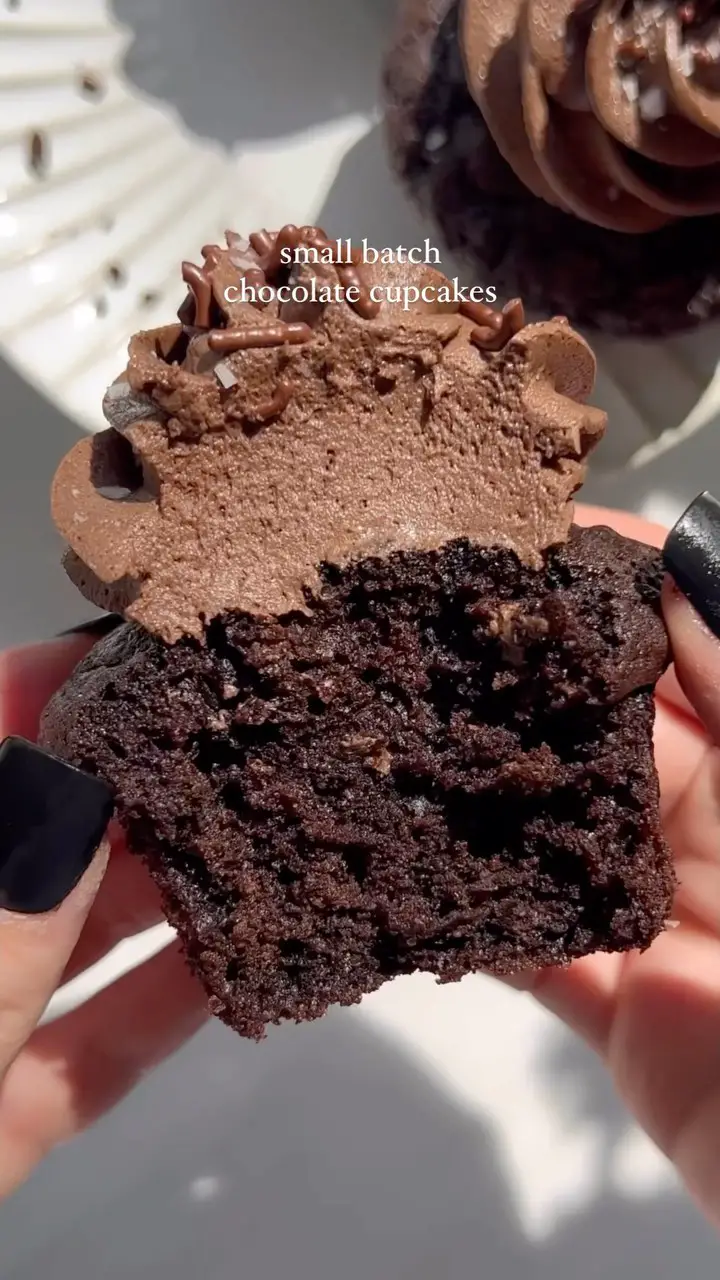 Chocolate Espresso Cupcakes with Chocolate Buttercream