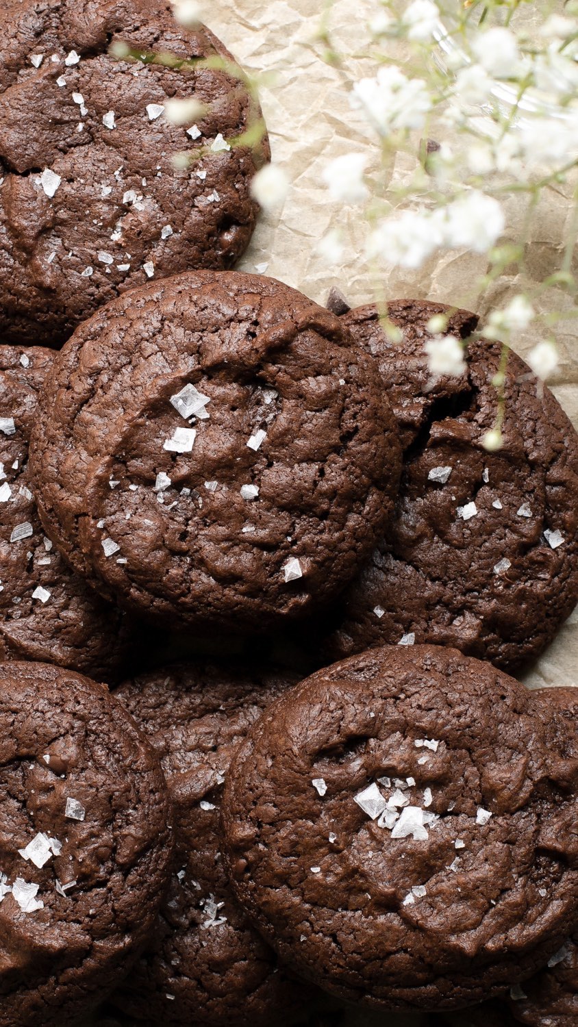 Thick and Rich Chocolate Cookies