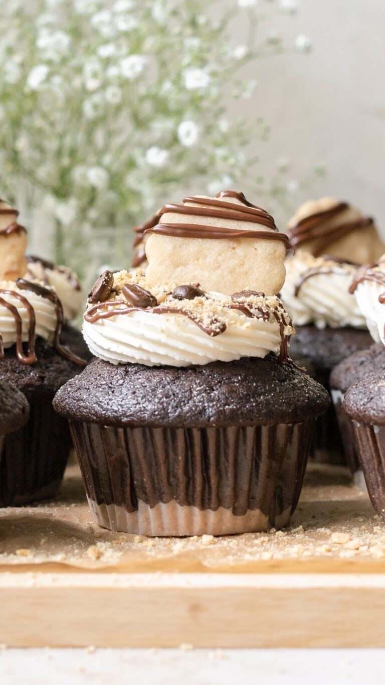 Espresso Chocolate Cupcakes with Graham Cracker Crust