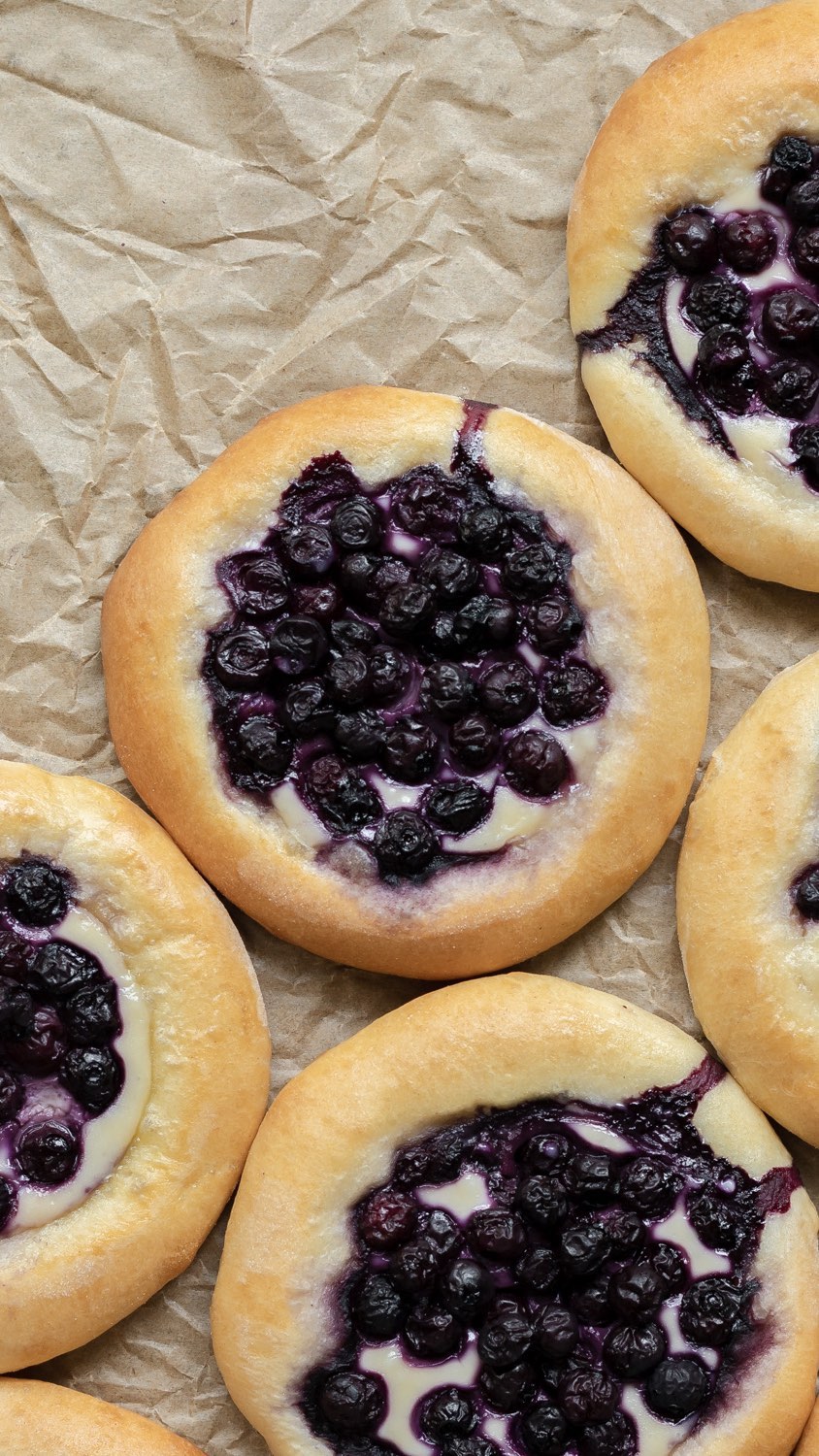 Brioche Buns with Cheesecake and Wild Blueberry Filling