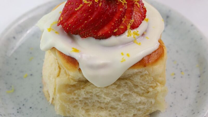 Strawberry Lemon Rolls