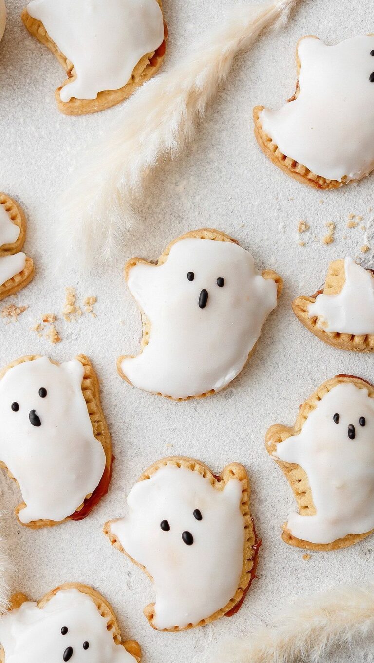 Vegan Strawberry Ghost Pop Tarts