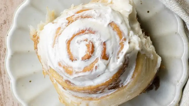 Brown Butter Cinnamon Rolls with Cream Cheese Glaze