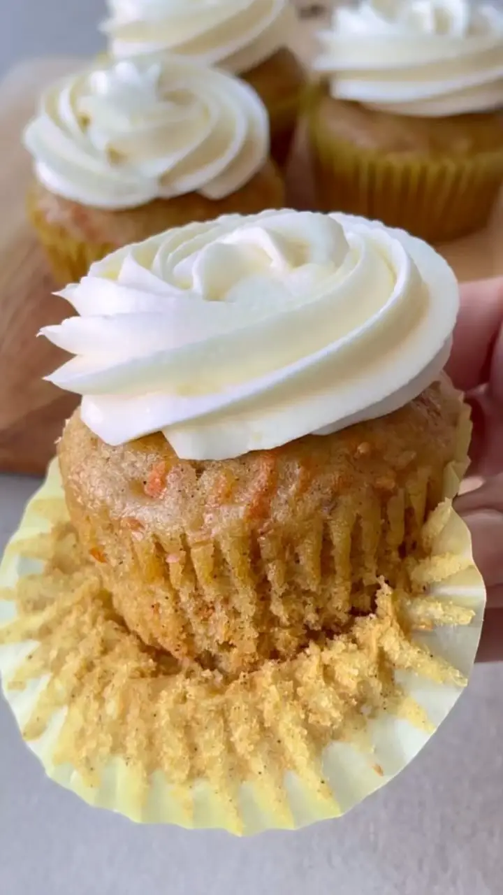 Cinnamon-Infused Carrot Cupcakes with Cream Cheese Frosting